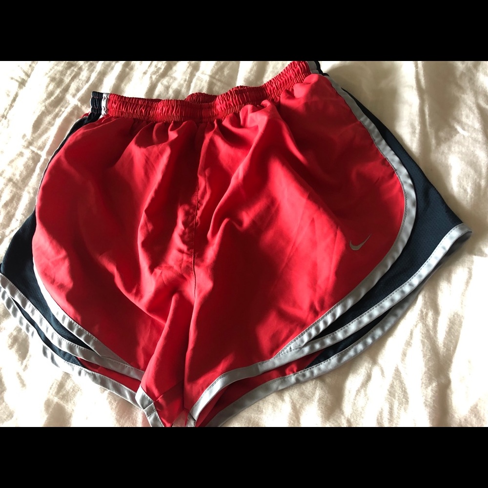 Nike Dri Fit Short Size Small